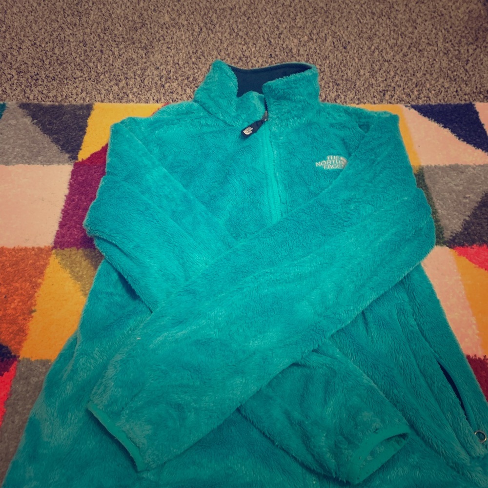 Women’s North Face.